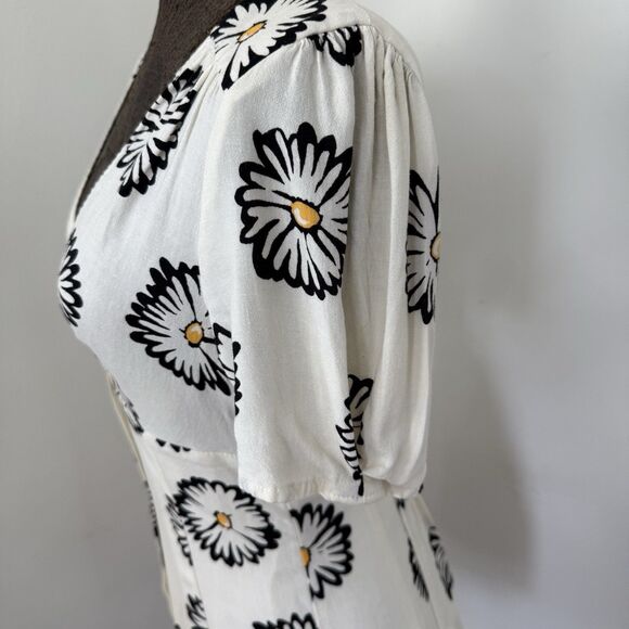 Urban Outfitters Bettie Daisy Print Twist Front Mini Dress Linen Blend Sz Small - Picture 5 of 11